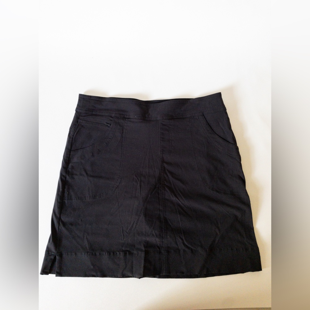 Lucy Black A-Line Skort Size M - Picture 7 of 7